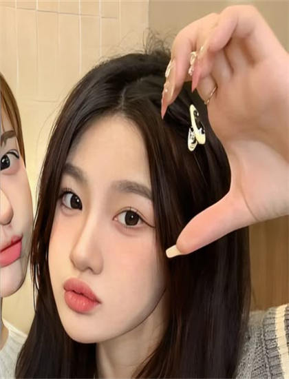 《曼哈顿二人行》媒体评价值得回味的：主流媒体观点与专业影评解读